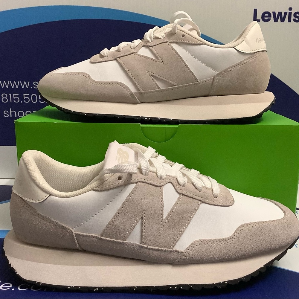 New Balance 237 Men’s Size 7.5